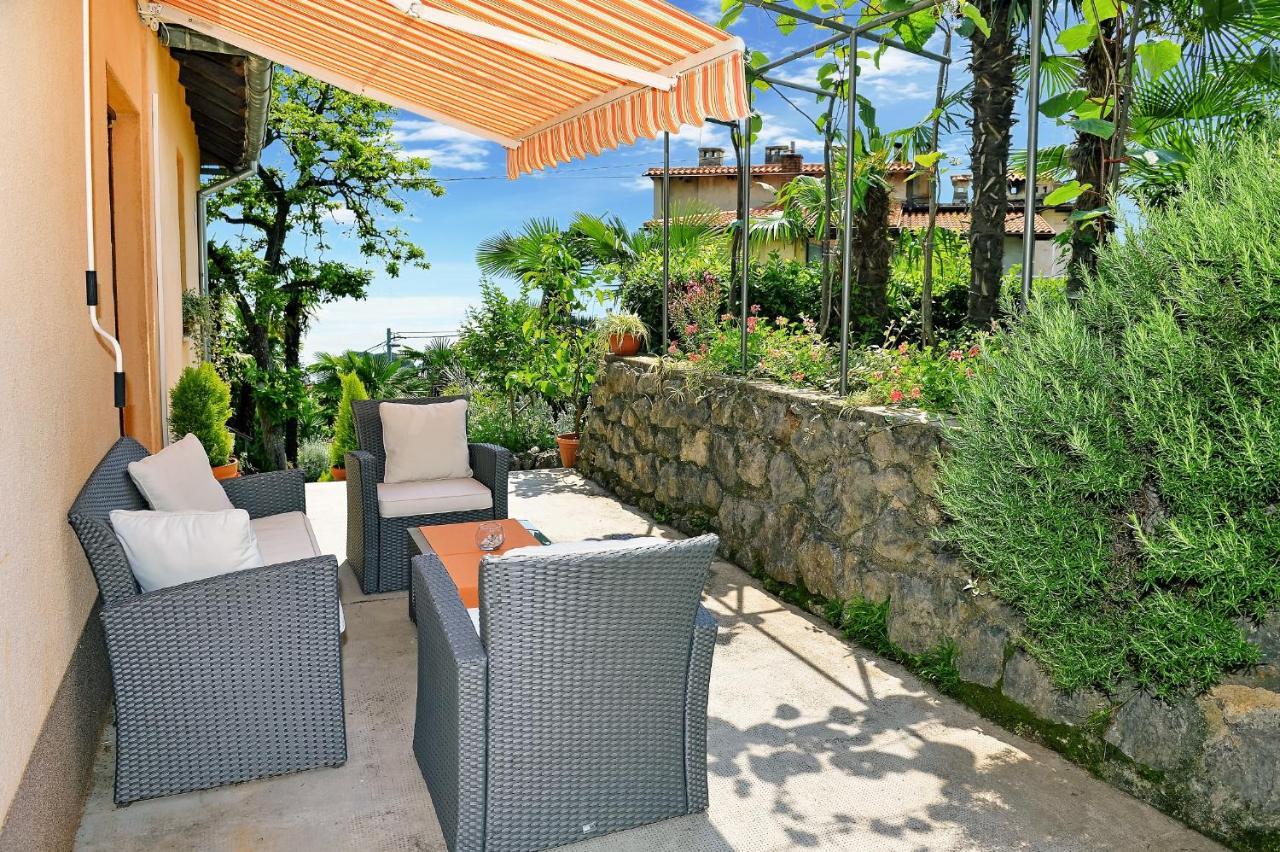 Appartamento Charming Getaway W Panoramic Sea Views And Rewarded Garden *